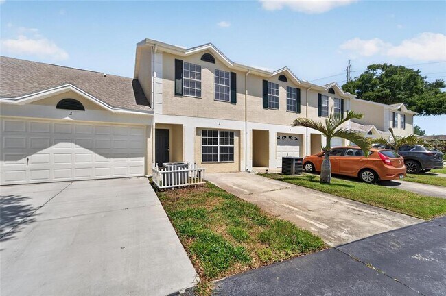 658 Green Valley Rd