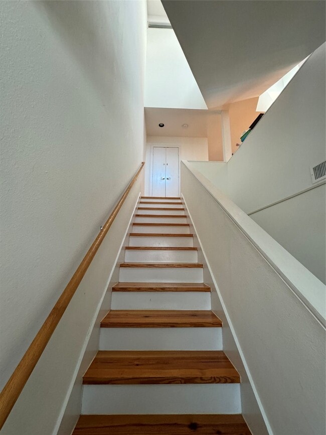 Photo - 2605 Calumet St
