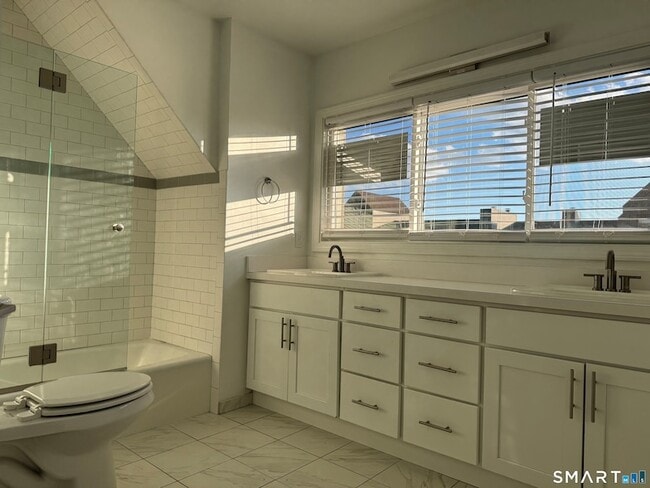 Photo - 87 Montoya Dr