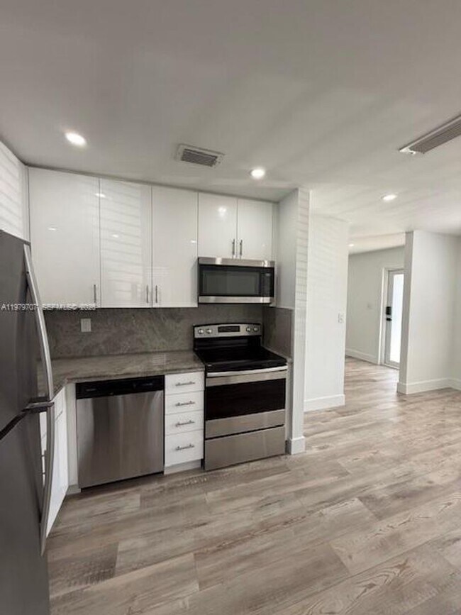 Photo - 3609 SW 27th St