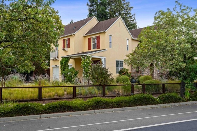 Photo - Spacious 3 Bedroom, 3 Bathroom Home with P...