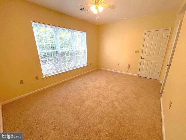 Photo - 2203 Westcourt Ln Unit 202