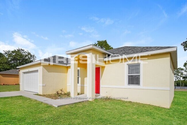 Photo - 35 Sawfish Ln