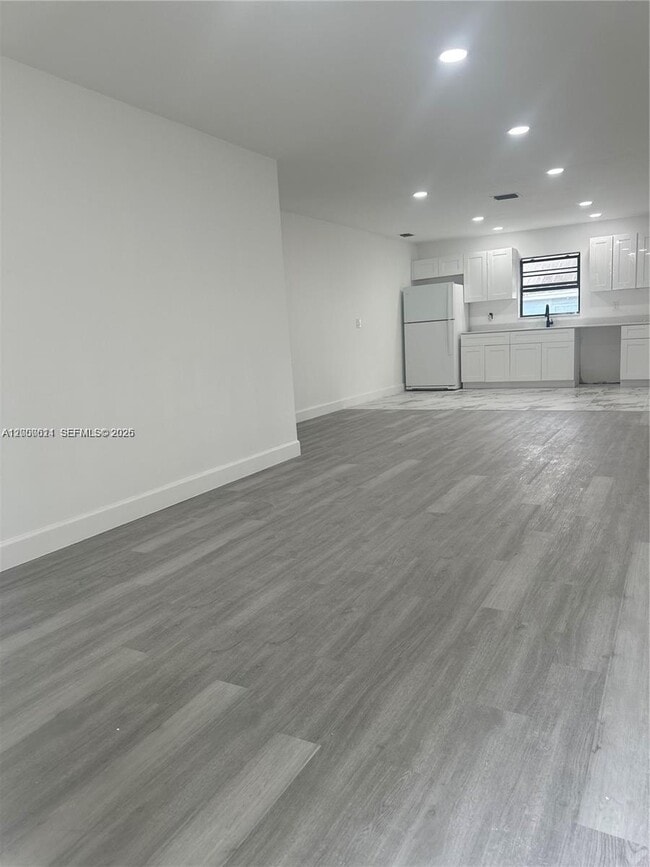 Photo - 6560 SW 49th St Unidad 1