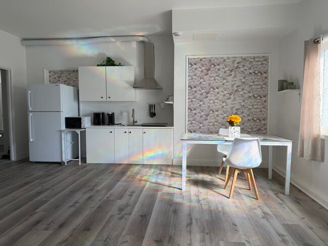 Building Photo - 3058 Galloping Hills Rd Unit Harmony e