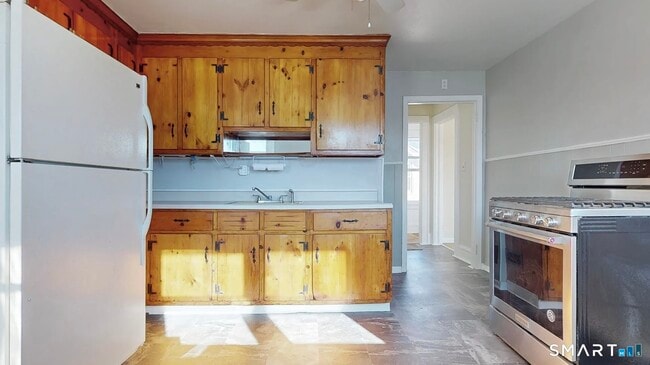 Photo - 150 Adams St