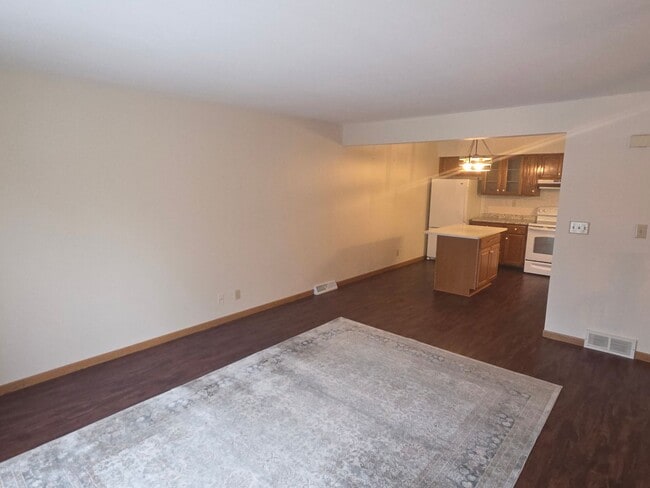 Photo - 2 bedroom 2 bathroom Franklin townhome