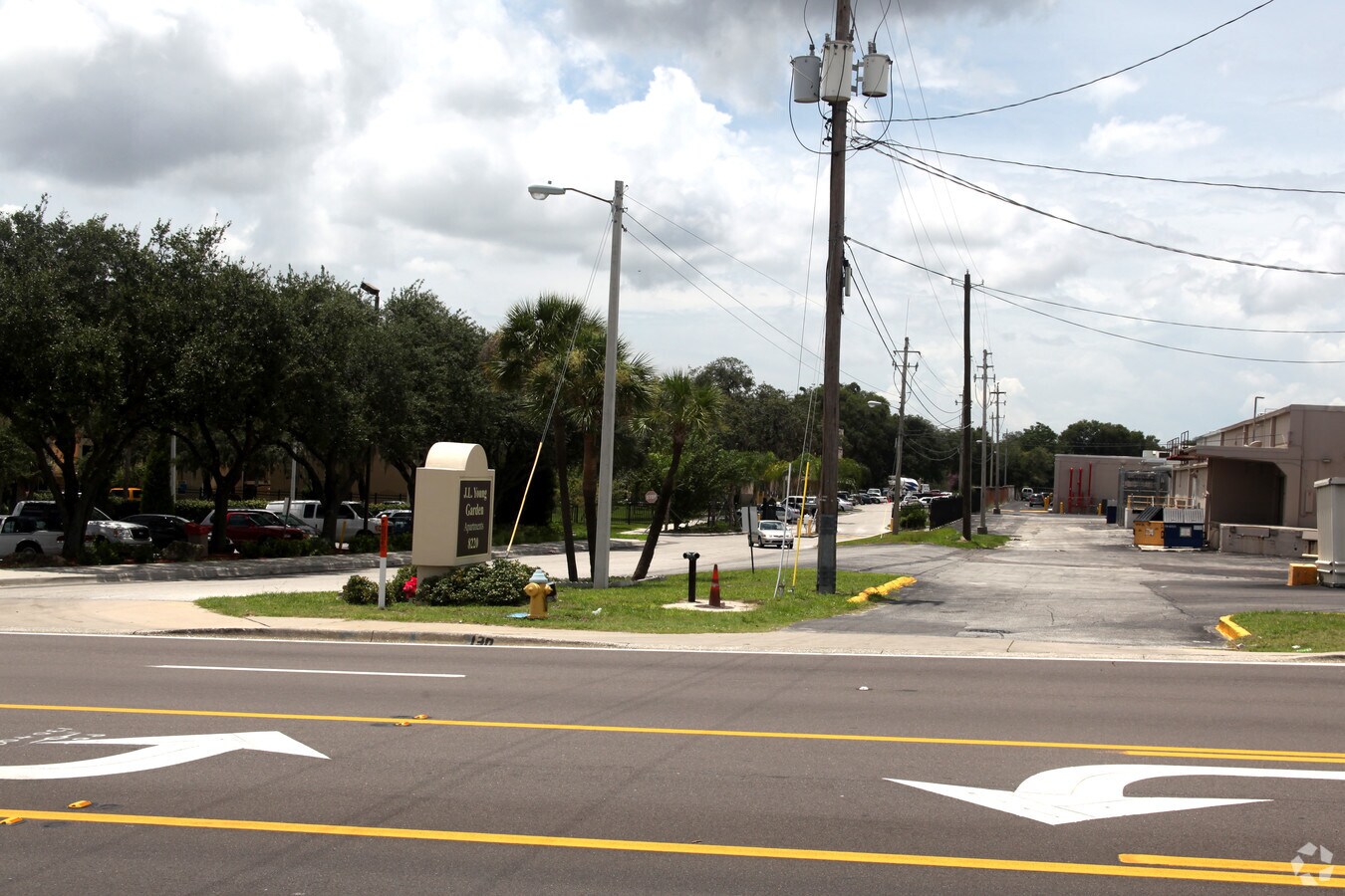 Photo - J. L. Young Garden Apartments