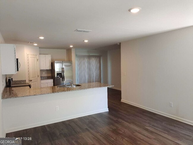 Photo - 538 Pemberton St