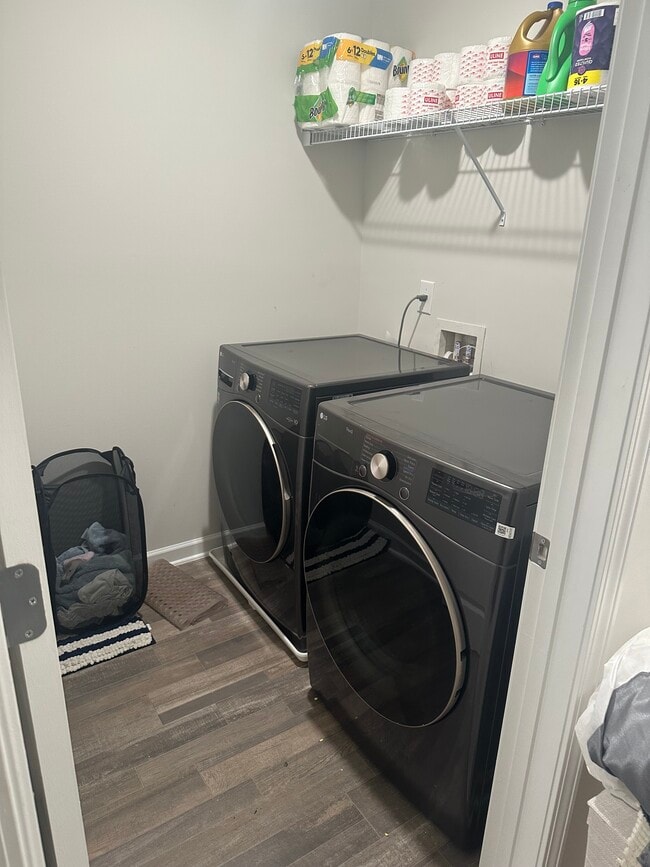 Photo - 6411 Rosetta Dr SW