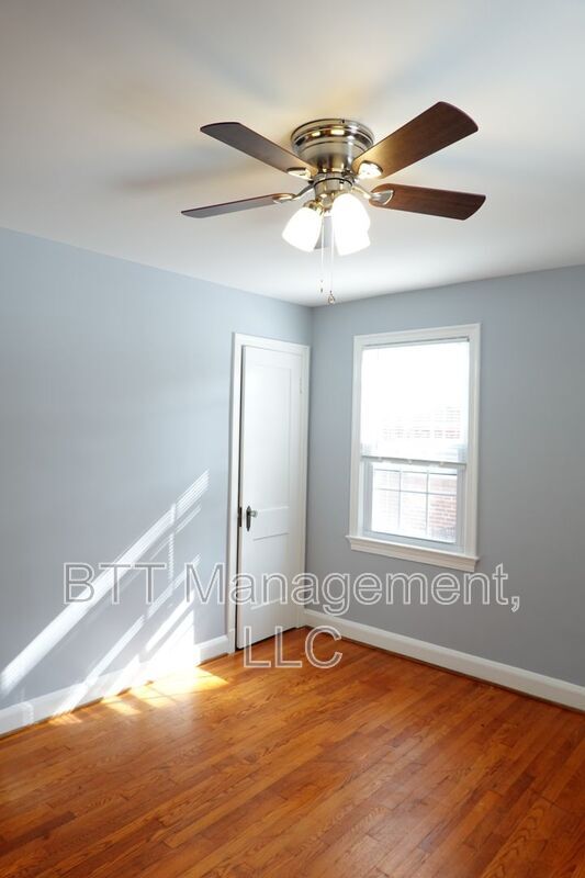 Photo - 8207 Garland Ave Unidad #1
