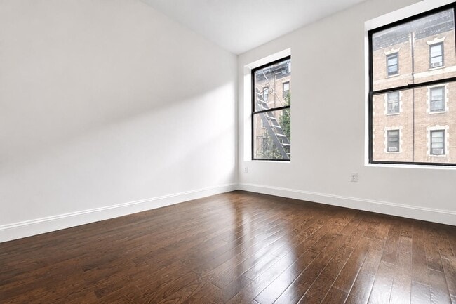 Photo - 529 W 151st St Unit 33