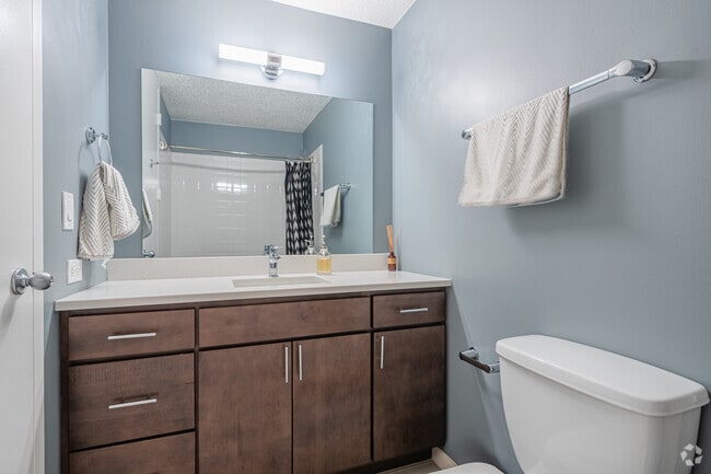 2BR, 2BA - 1,175SF - Second Bathroom