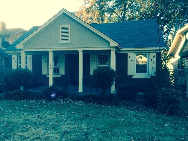 Photo - 1 bed, 1 bath unit in Vollintine Evergreen Historic District