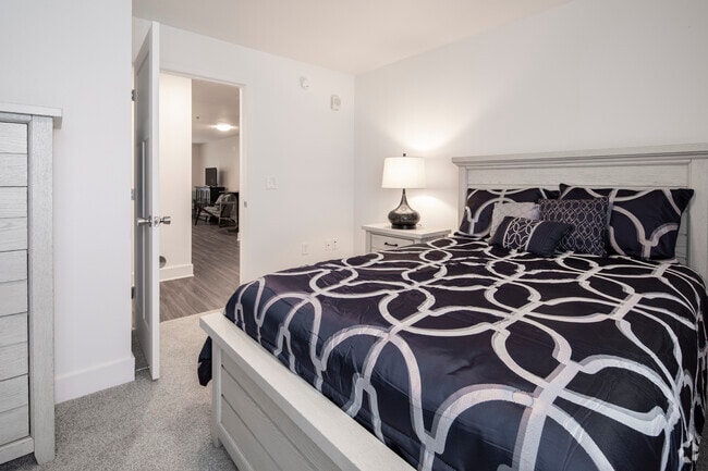 1BR, 1BA - 738SF Bedroom - Chase Creek Apartment Homes