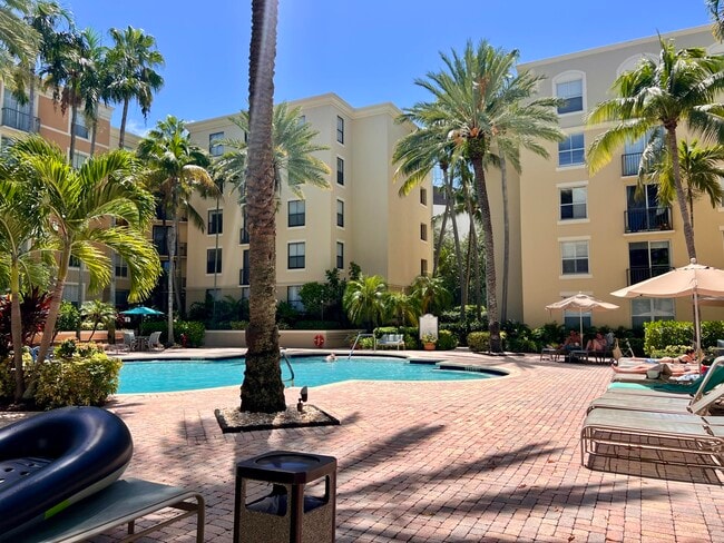 Photo - 630 S Sapodilla Ave Unit 204
