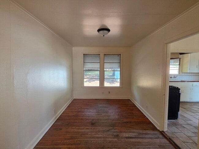 Photo - 4022 Golf Links Blvd