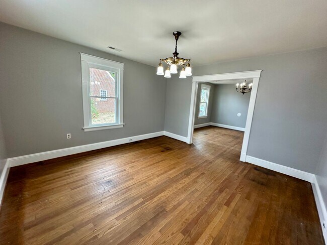 Photo - 3 Bedroom 2 Bathroom Home Located in Kenbr...