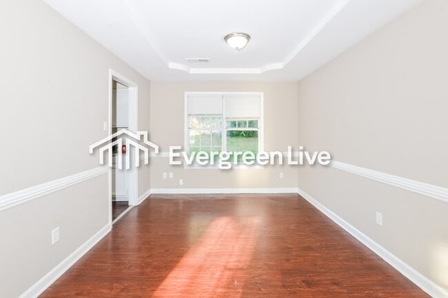 Photo - 4930 Blue Wing St