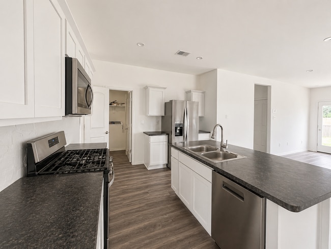 Photo - 5207 Twin Acorn Ct