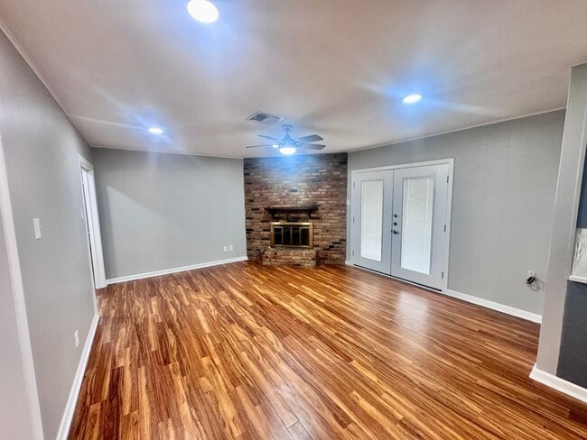 Photo - Newly Renovated Woodway Home