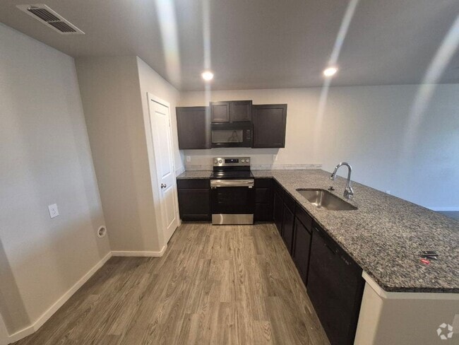Building Photo - Bell Farms - 14401 Unit Bell Farms - 14401 Ave X B Rental
