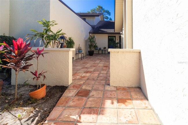 4660 La Jolla Dr
