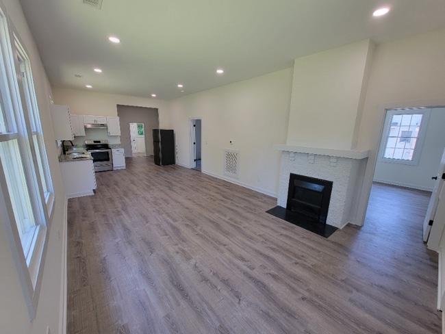 Photo - 306 E Florida St