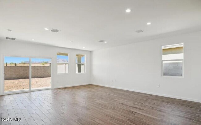 48506 N Duran Wy