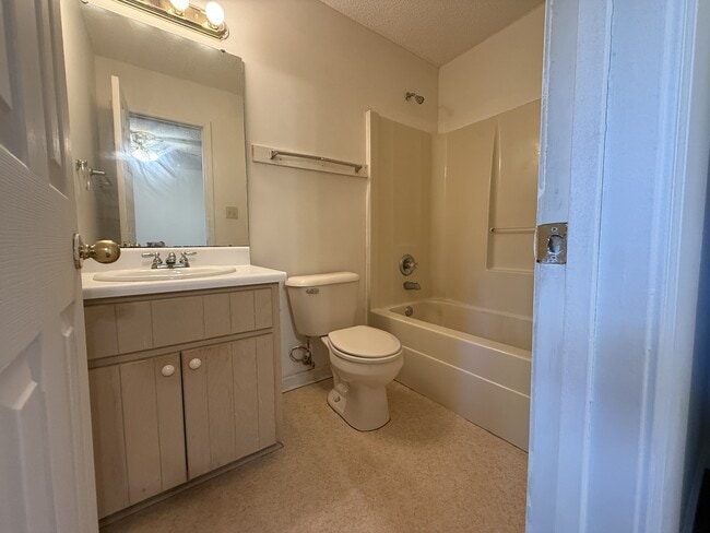 Photo - 130 Village Ln