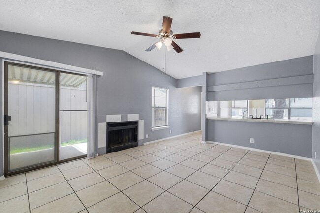 6210 Valley Queen