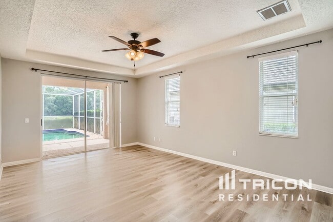 Photo - 8521 Bramwell Way