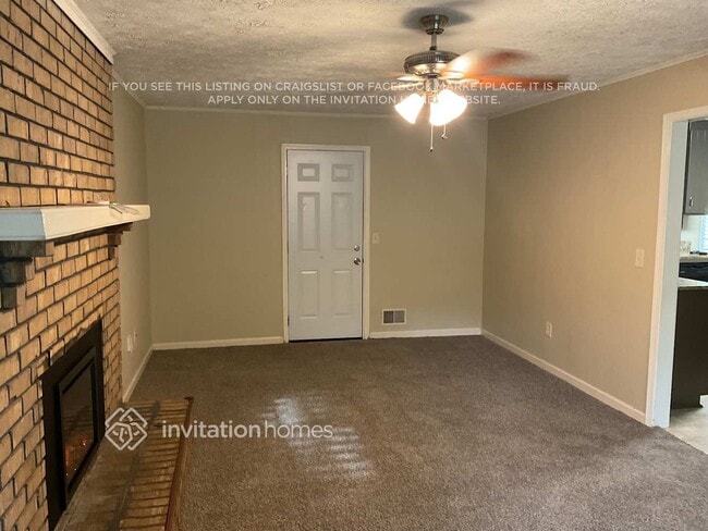 Photo - 404 Seneca Ct