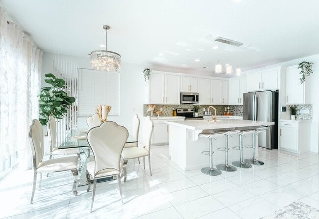 Photo - 431 W Palomino Way