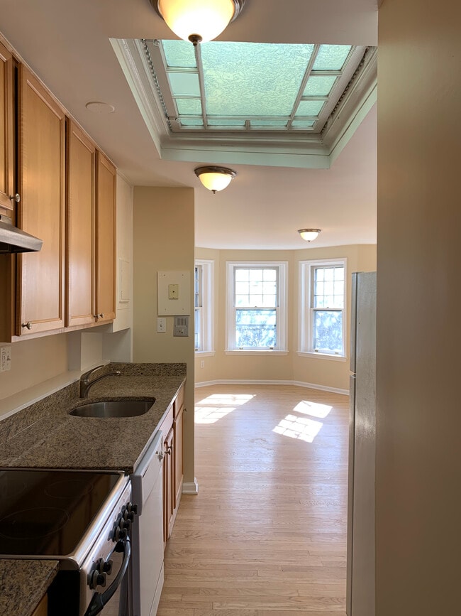 Photo - 118 3rd St NE Unit 1