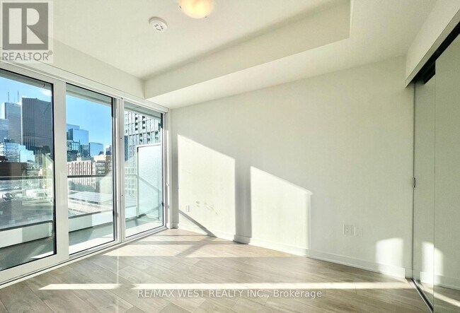 Photo - 135 Lower Sherbourne St Unit 765 W