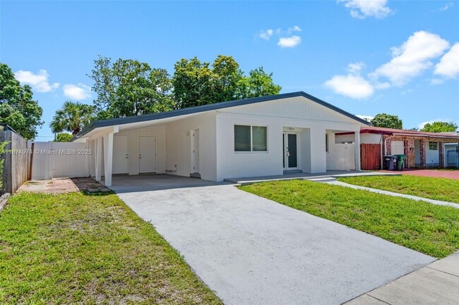 Photo - 230 NW 33rd Terrace