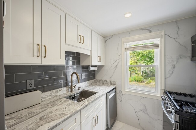 23 Newman Rd Unit 1