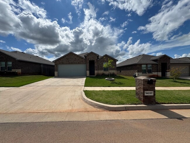 Photo - Beautiful 4 Bedroom 2.5 Bathroom Home in Piedmont Schools (Neighborhood Park/Splash Pad)