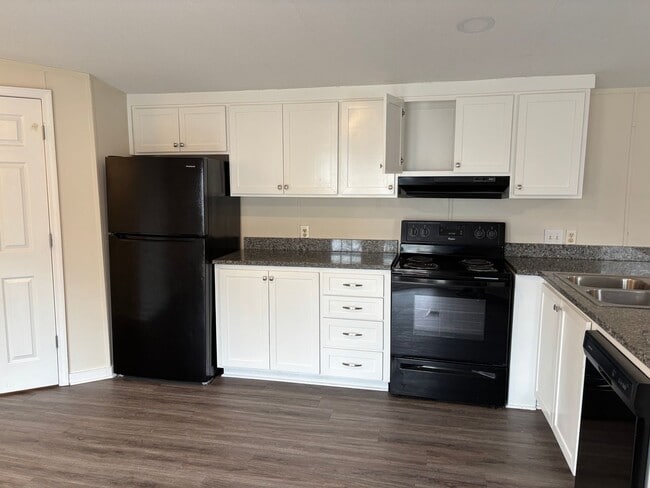 Photo - Basin Rock Mobile Home Park - Lexington- Please call the Lexington Office to schedule tours: 803-...