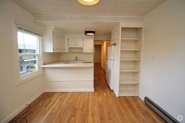 Building Photo - carFa03 Unit 3 Rental