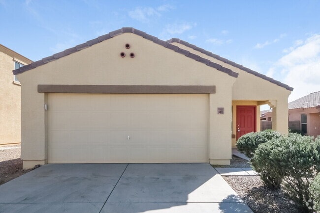 Building Photo - 1453 E Kelsi Ave Rental