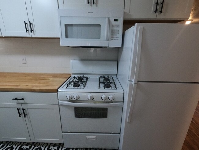 Photo - 635 S 1030 W