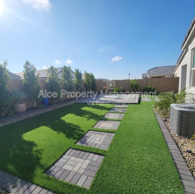 Photo - 40145 W Hillman Dr