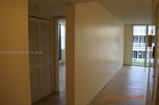 Photo - 1350 SE 3rd Ave Unit 312