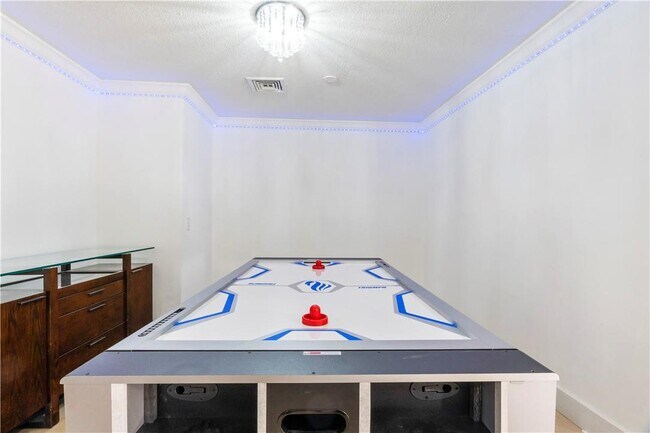 Photo - 19340 NE 19th Ave