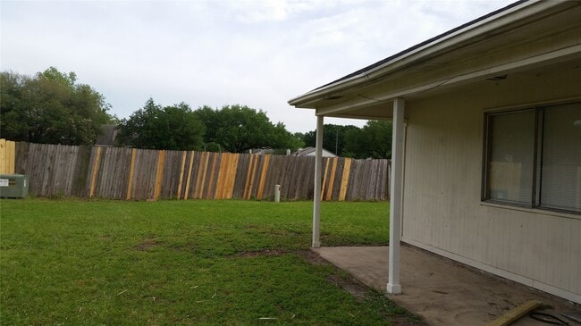 Photo - 13316 Firebrick Dr