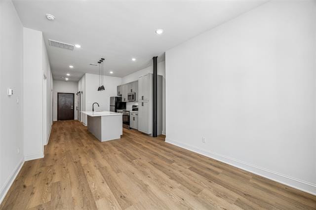 Photo - 2010 Commerce St Unit B202