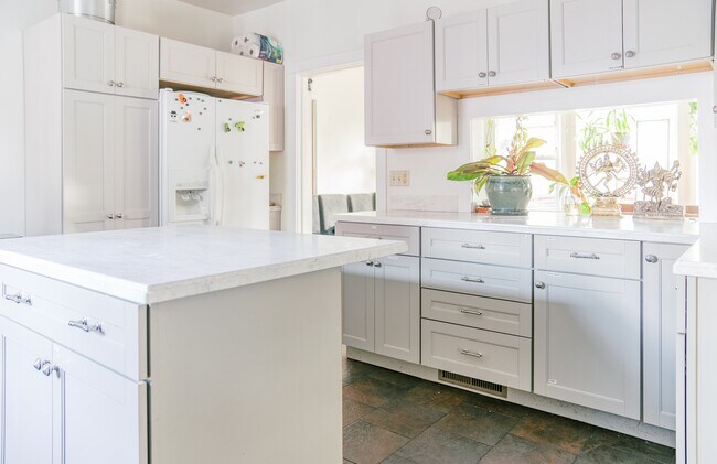 Photo - 5236 NE 18th Ave