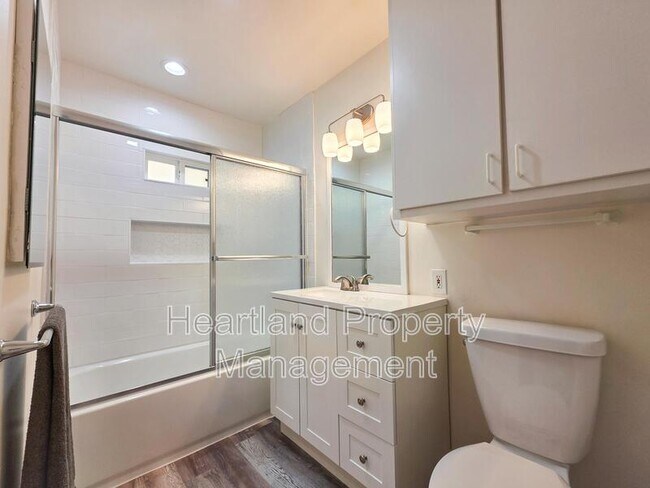 Photo - 5031 Monroe Ave